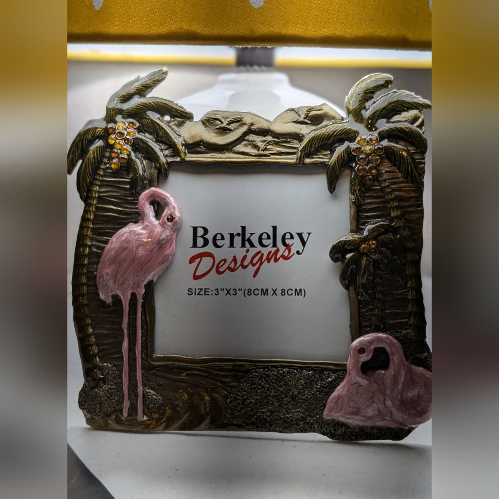 Berkeley Designs 3 x 3 Tropical Picture Frame